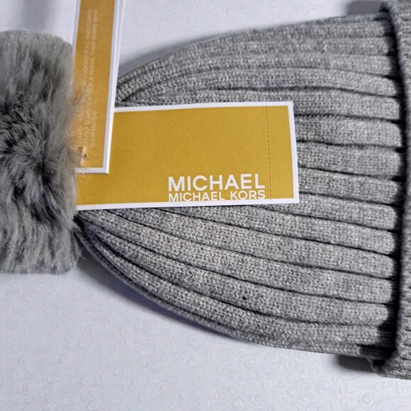 Micheal Kors Grey Faux Fur Beanie NWT - Picture 6 of 11